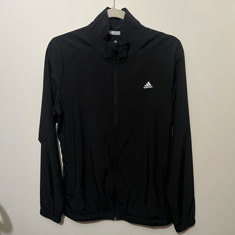 Adidas NWT Woman’s Windbreaker Jacket